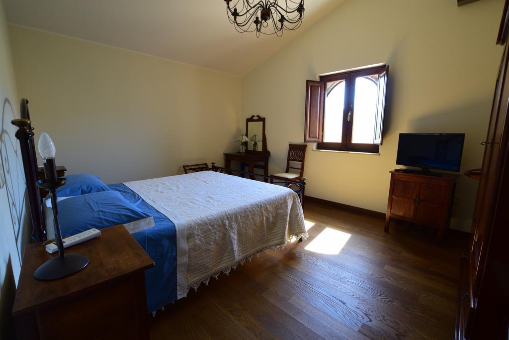 Agriturismo Trappeto Vecchio San Demetrio Corone Buitenkant foto